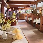 Kikelet Club Hotel 3*