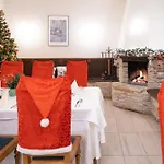 Hotel Kikelet Club