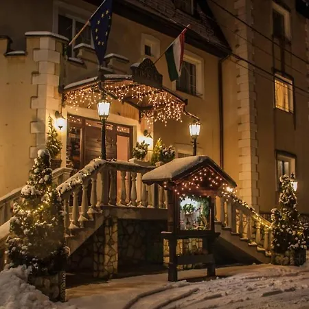 Szálloda Kikelet Club 3*