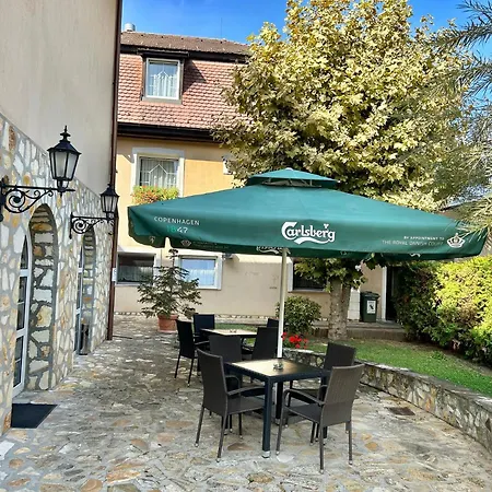 Kikelet Club 3* Miskolc