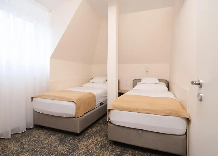 Kikelet Club Hotel 3*